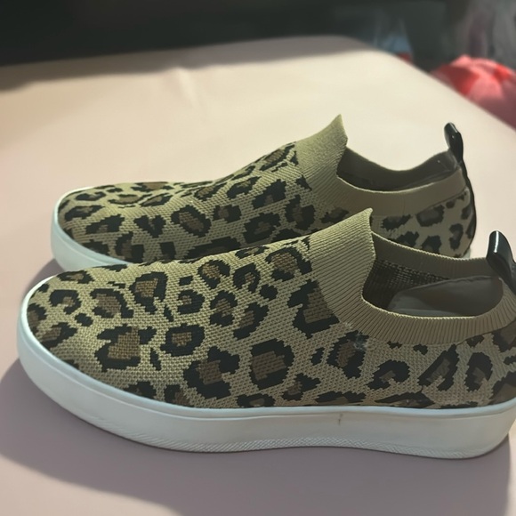 Shoes - Steve Madden size 7